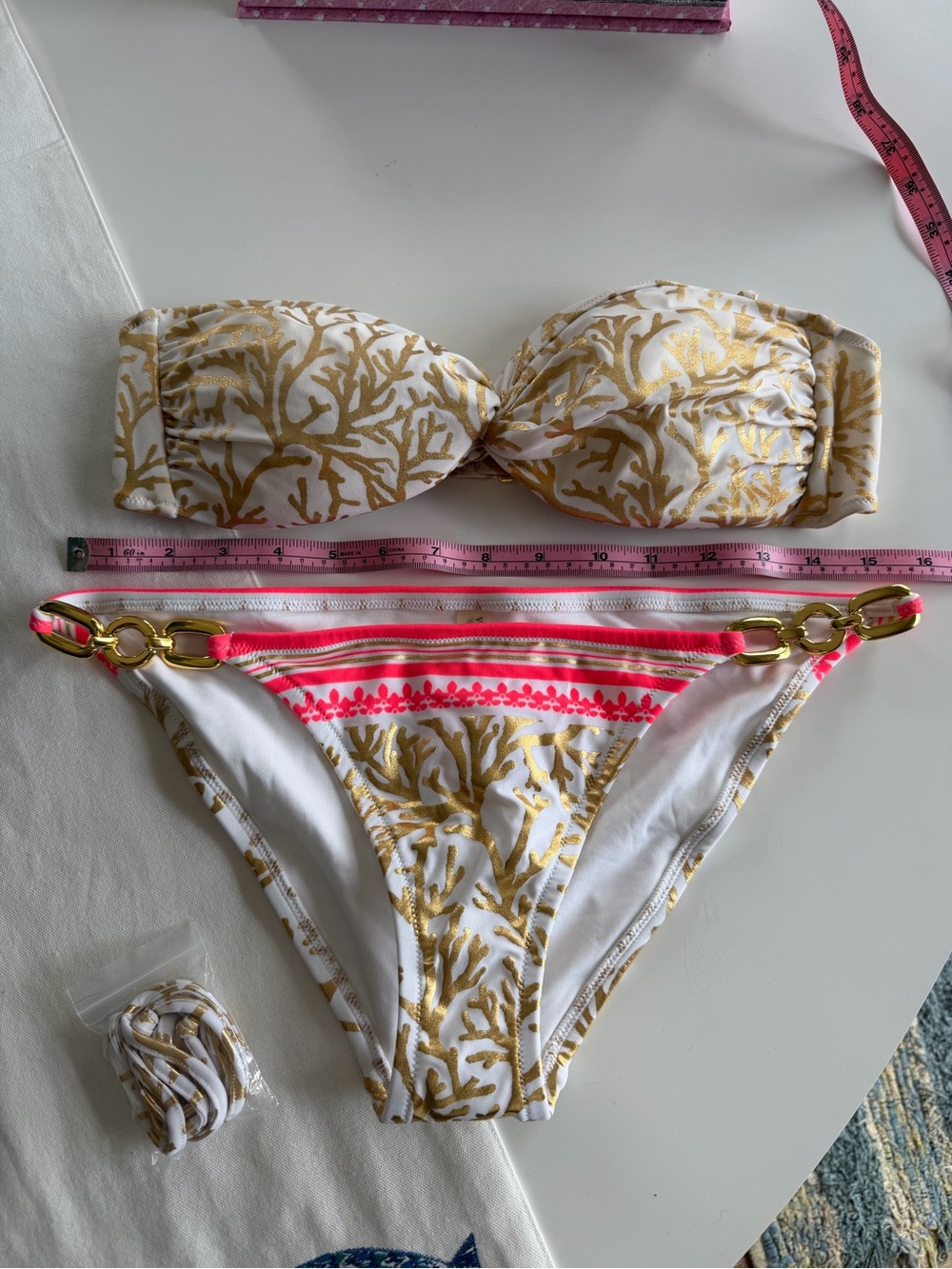 Vintage Victoria's Secret Gold & Coral Bikini Bottoms — Medium